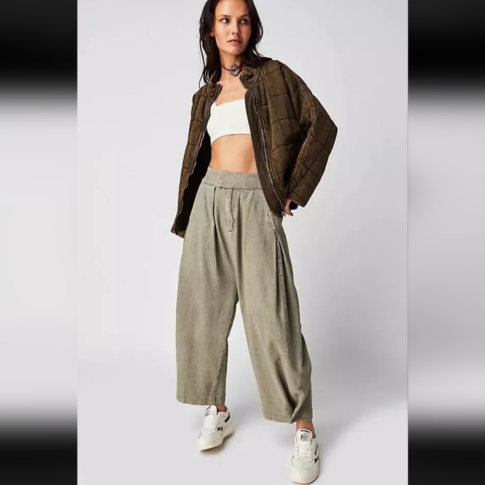 Free People Green Wide Leg Pants with Relaxed Silhouette